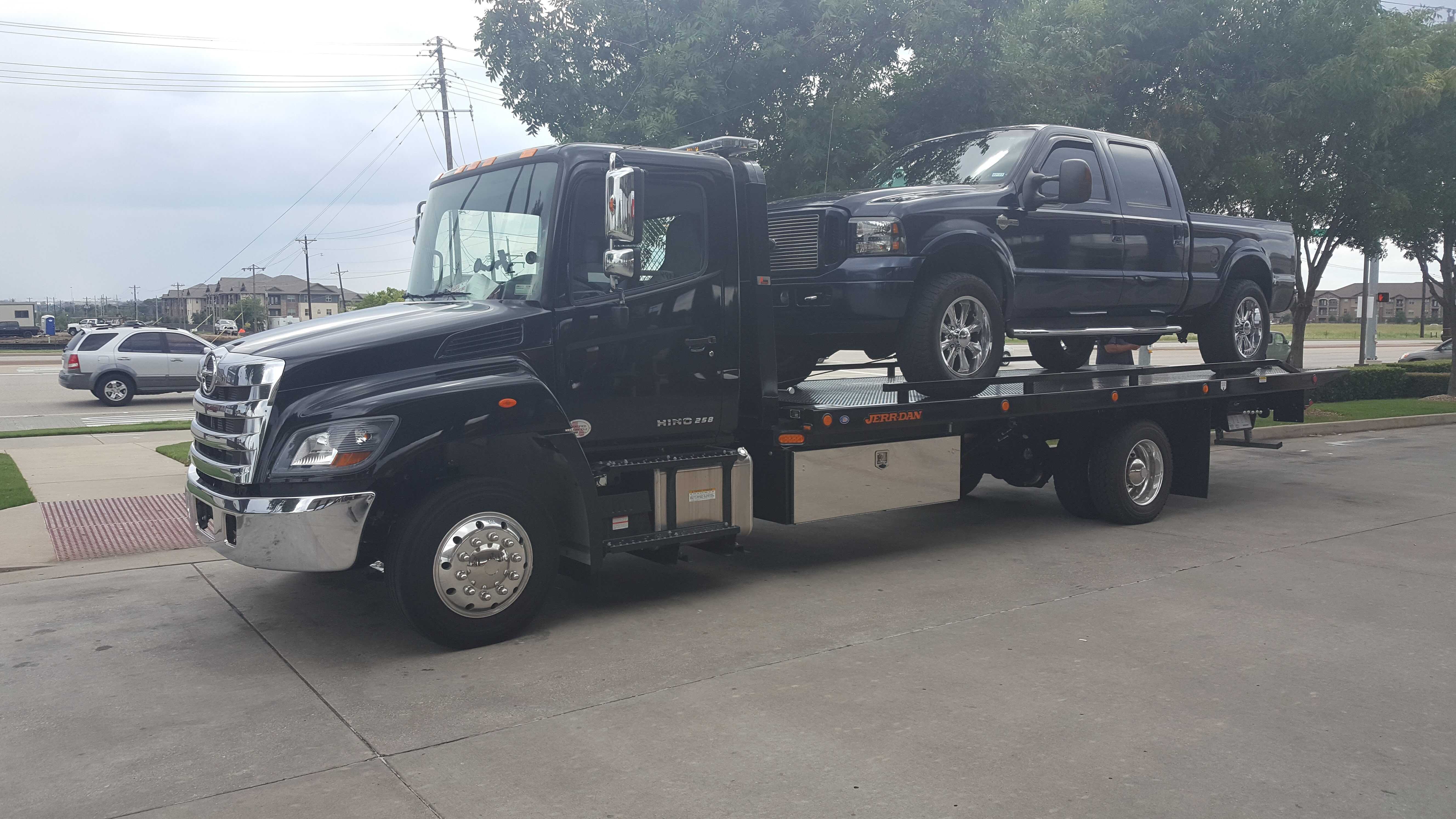 Tow Truck In Murphy business image in Murphy, TX